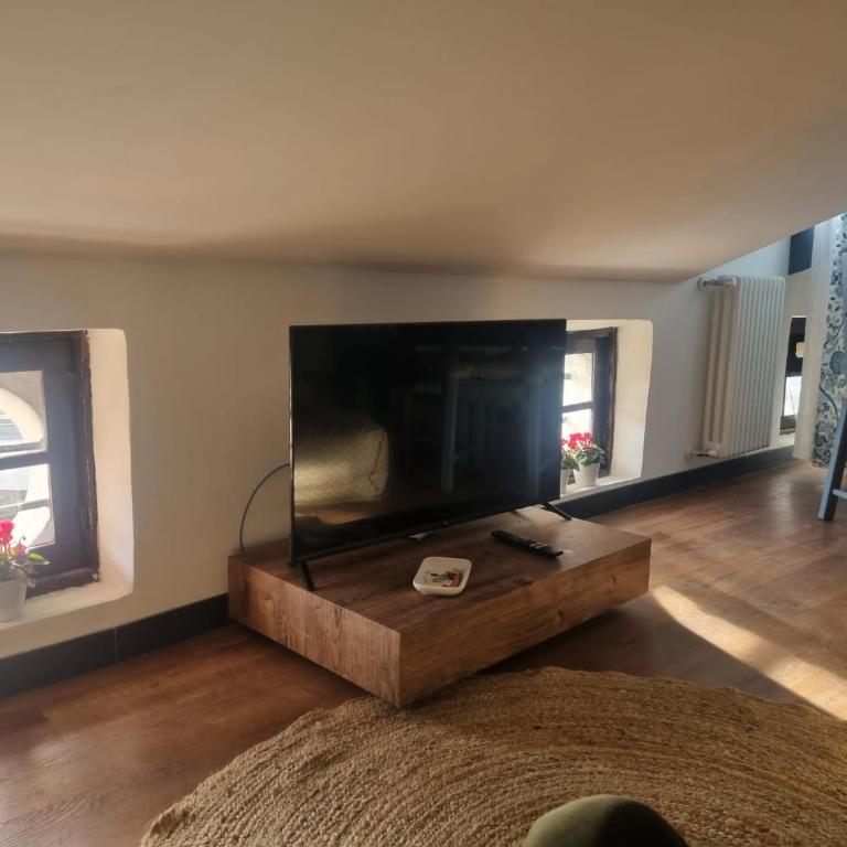 La soffitta sul porto - Two-Bedroom Apartment - 8