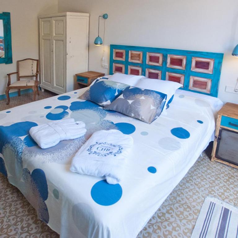 Hotel Hostal Chic - Habitación Doble - 1 o 2 camas - 3