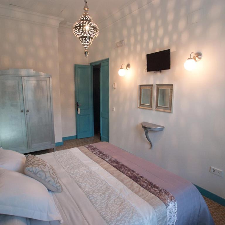 Hotel Hostal Chic - Habitación Doble - 1 o 2 camas - 2