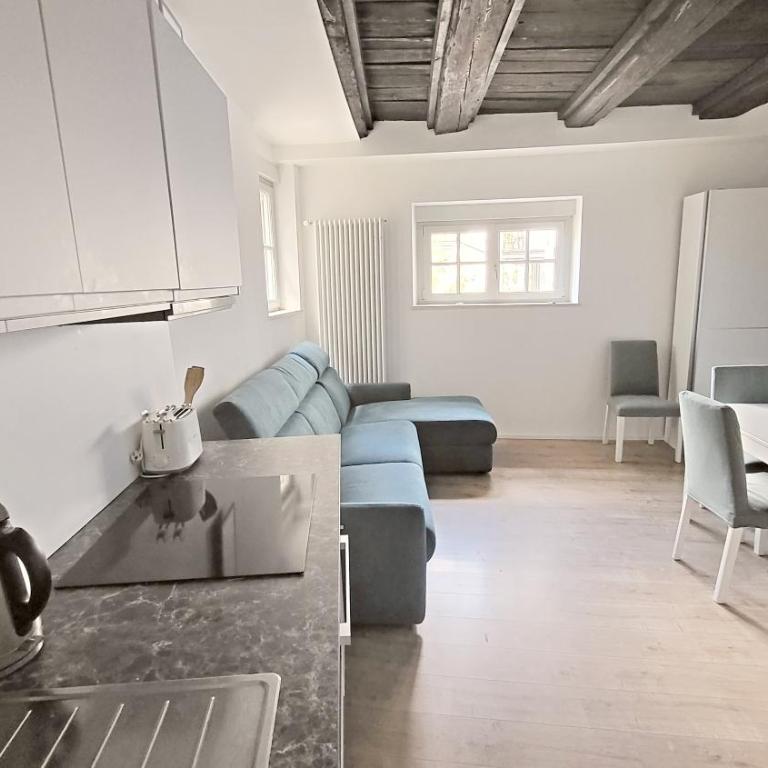 Bolzano 2-Room Central Mountain View, WiFi Netflix AC Lift - One-Bedroom Apartment - 1
