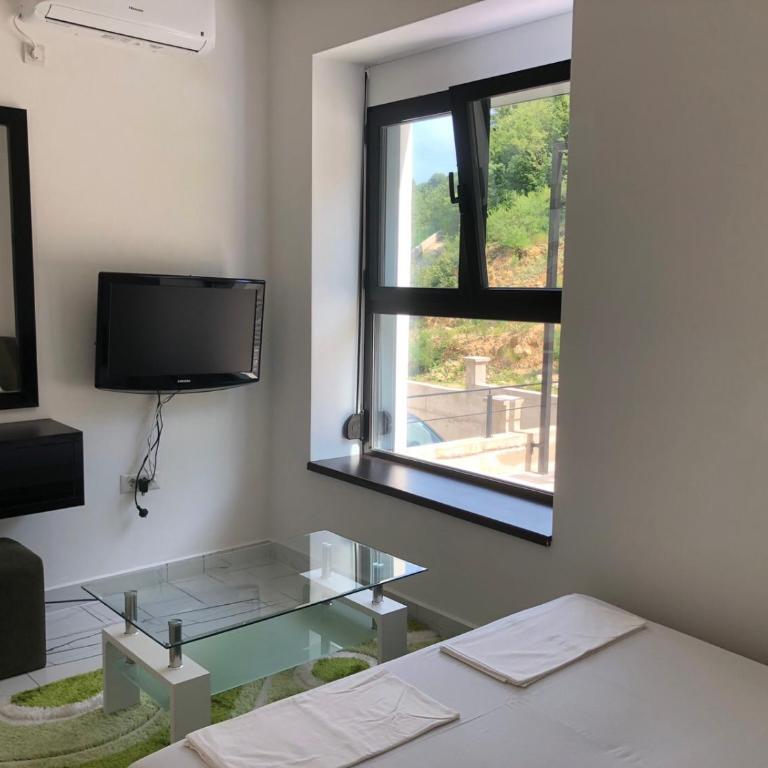 Royal City View Luxury Apartments - Apartment - 2