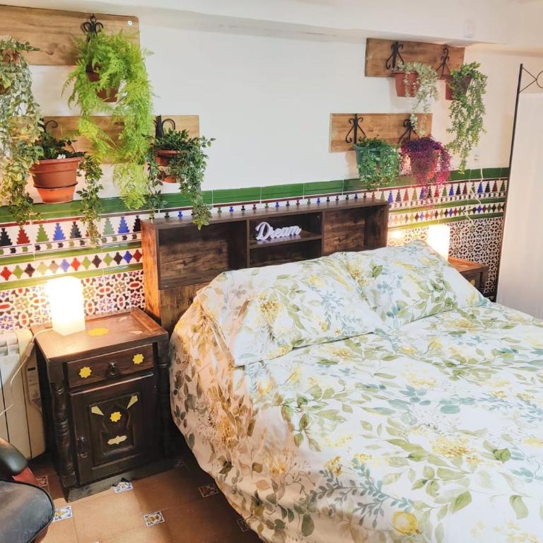 Lola´s winery house, andalusian patio - Three-Bedroom House - 20