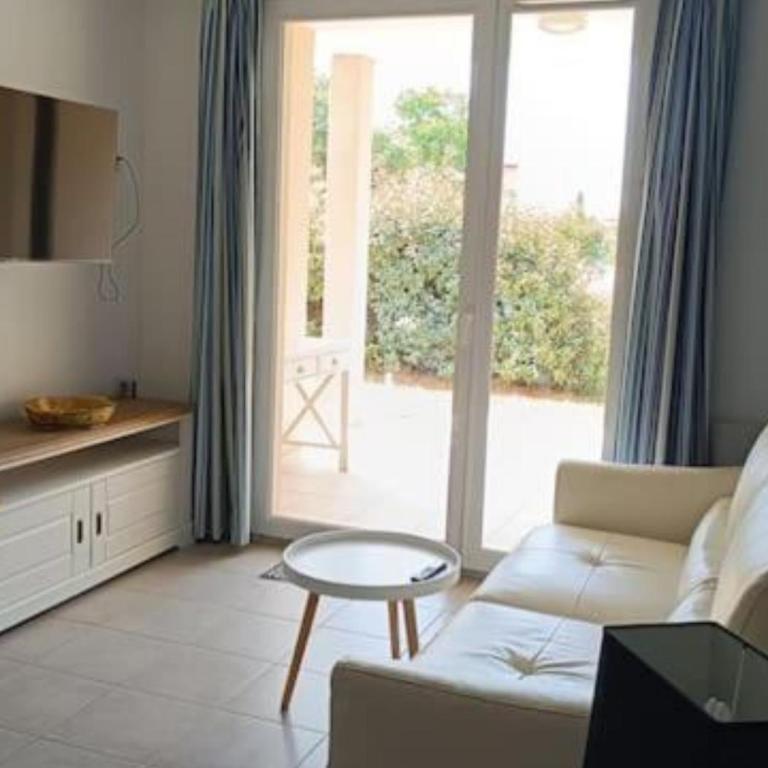 L'argentière, proche plage,Résidence piscine, Tennis, parking - Appartement 1 Chambre - 10