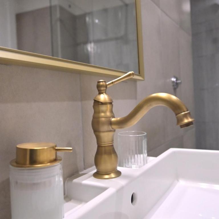 Mediterranea Home Napoli - Appartamento con 2 Camere da Letto - 27