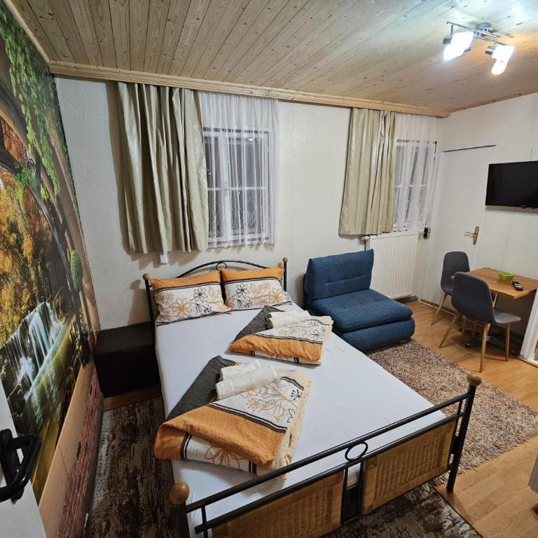 Apia House - Studio - 5