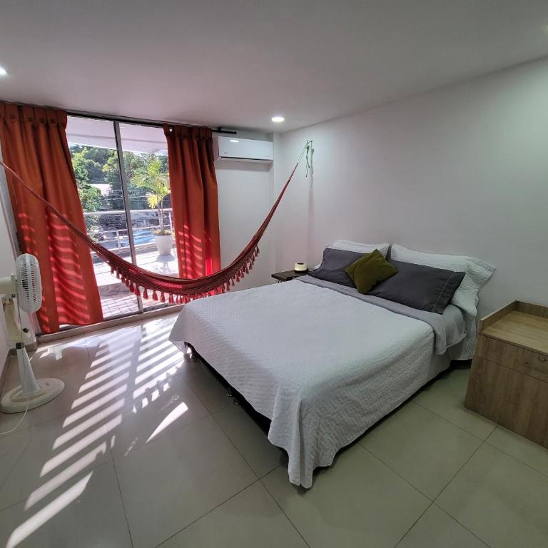 APARTAMENTO COMPLETO 2 HABITACIONES - Apartamento de 2 dormitorios - 4