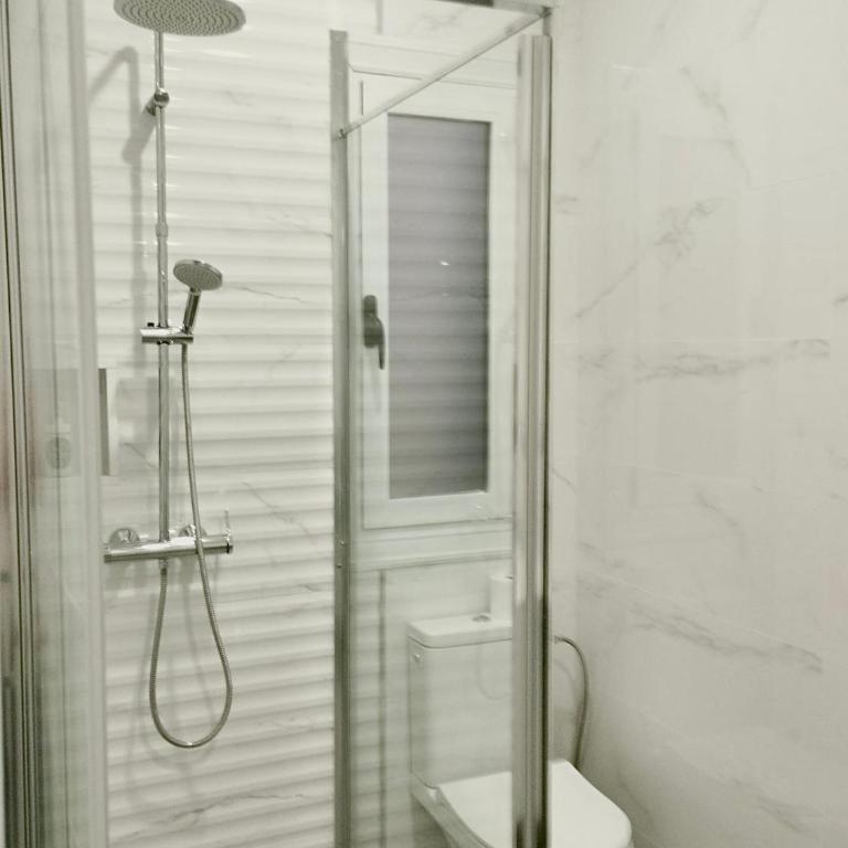 Soho Boho Apartments - with sunny rooftop terrace and fiber optic internet - Two-Bedroom Apartment - 8