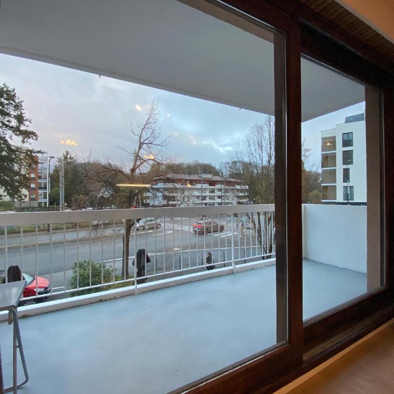 Studios & chambres aux portes de Genève - Studio avec Balcon - 8
