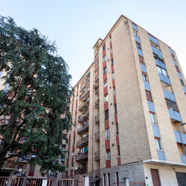 TWO SPACIOUS BEDROOMS 1 MINUTE TO METRO STOP - Appartamento con 2 Camere da Letto - 29