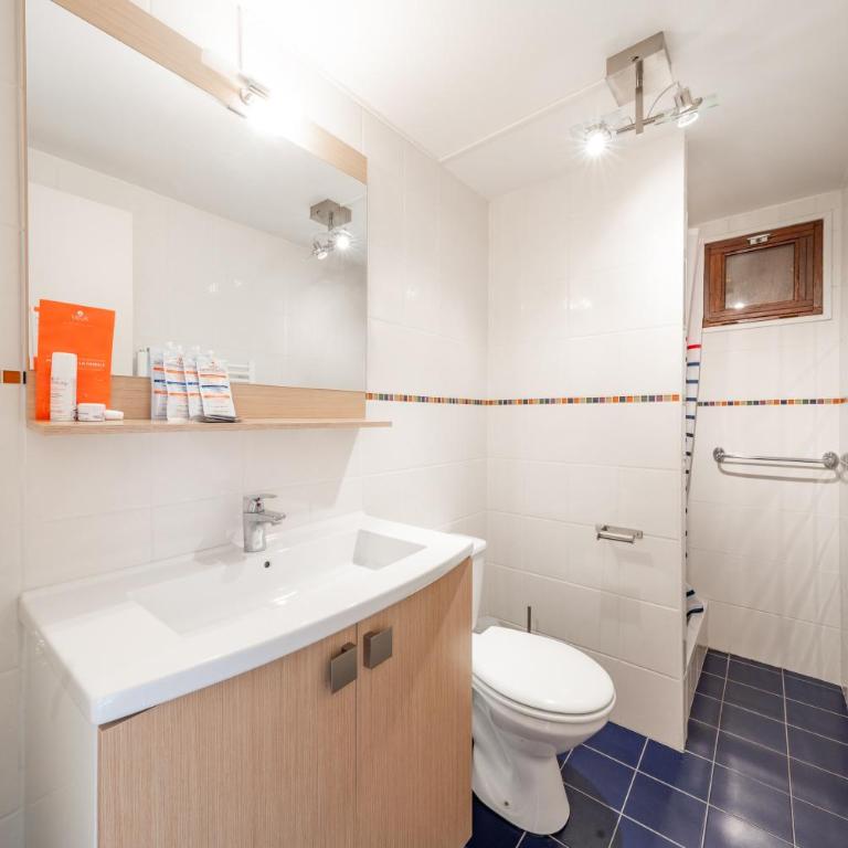 Serre Chevalier Studio 30 m2 coin montagne à 8 Minutes des Pistes - Appartement 1 Chambre - 42
