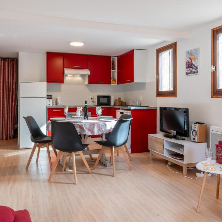 Serre Chevalier Studio 30 m2 coin montagne à 8 Minutes des Pistes - Appartement 1 Chambre - 23