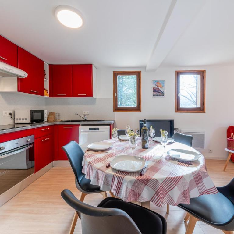 Serre Chevalier Studio 30 m2 coin montagne à 8 Minutes des Pistes - Appartement 1 Chambre - 16