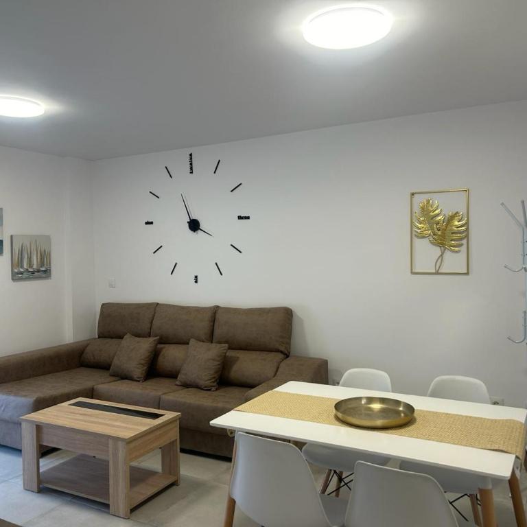 Apartamentos MILANO - Two-Bedroom Apartment - 2