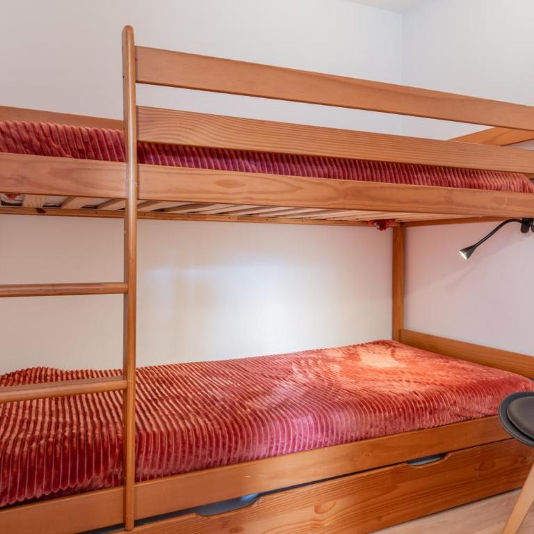 Serre Chevalier Studio 30 m2 coin montagne à 8 Minutes des Pistes - Appartement 1 Chambre - 33