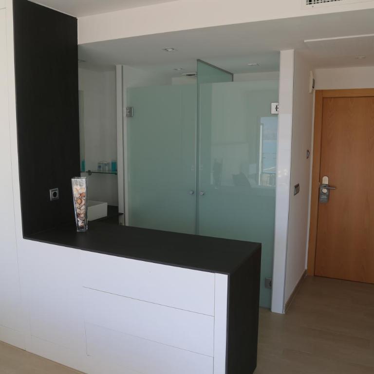 Hotel Maritim 4 Superior - Habitación Premium con vistas parciales al mar - 1