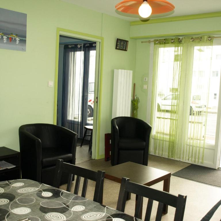 Bel appartement T3 près de la plage avec garage privé - FR-1-323-414 - Appartement - 2