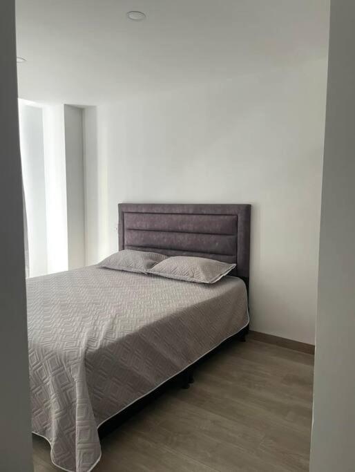 Acogedor y Amplio apartamento, cerca a Cable Plaza - Apartamento de 3 dormitorios - 8