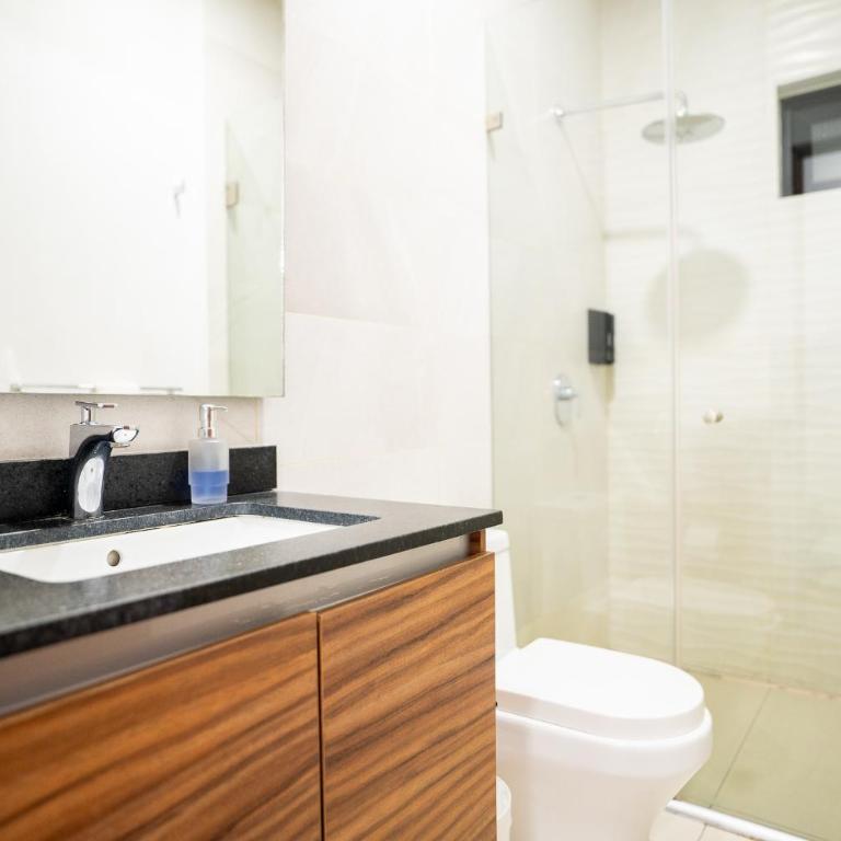 Excelente Ubicación en Colonia Americana - Two-Bedroom Apartment - 34