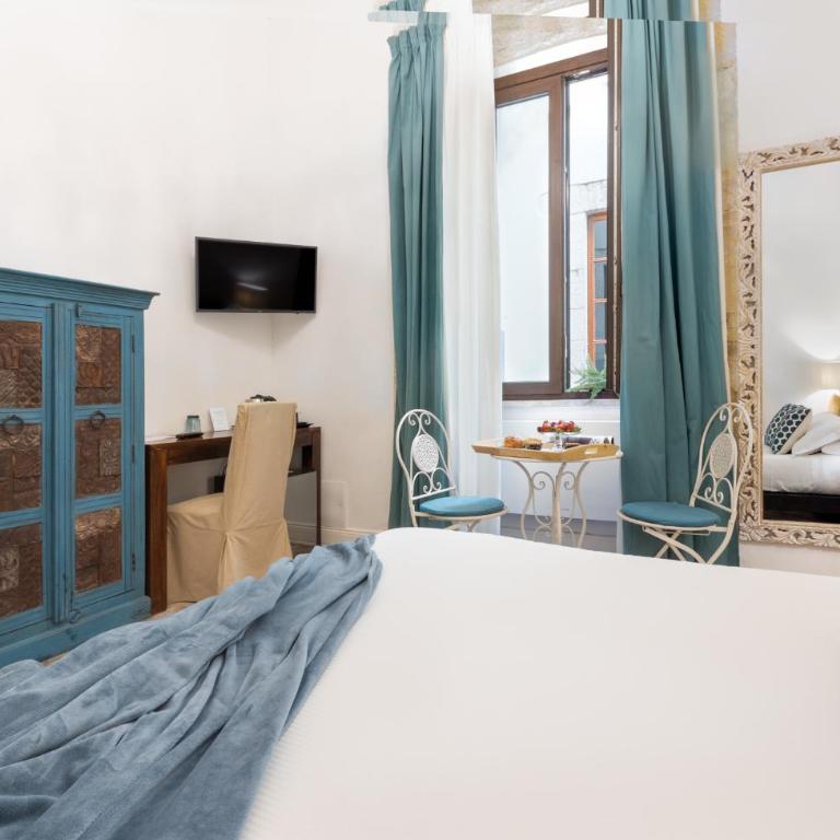 La Residenza Sul Largo - Deluxe Double Room - 11