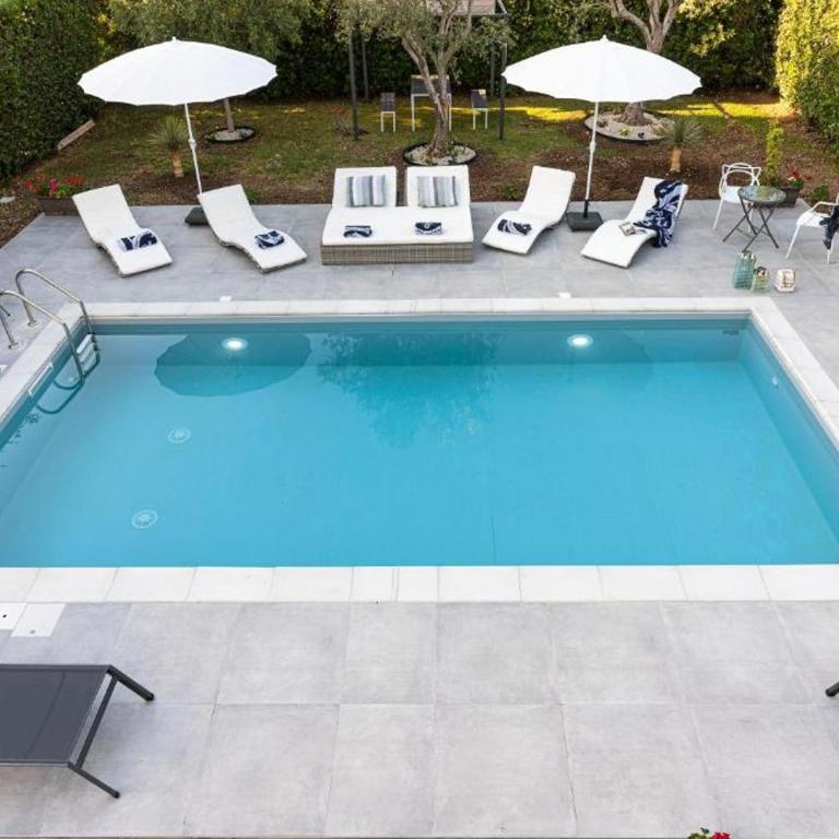 Bombana Beach Apartments - Appartamento con Vista Piscina - 2