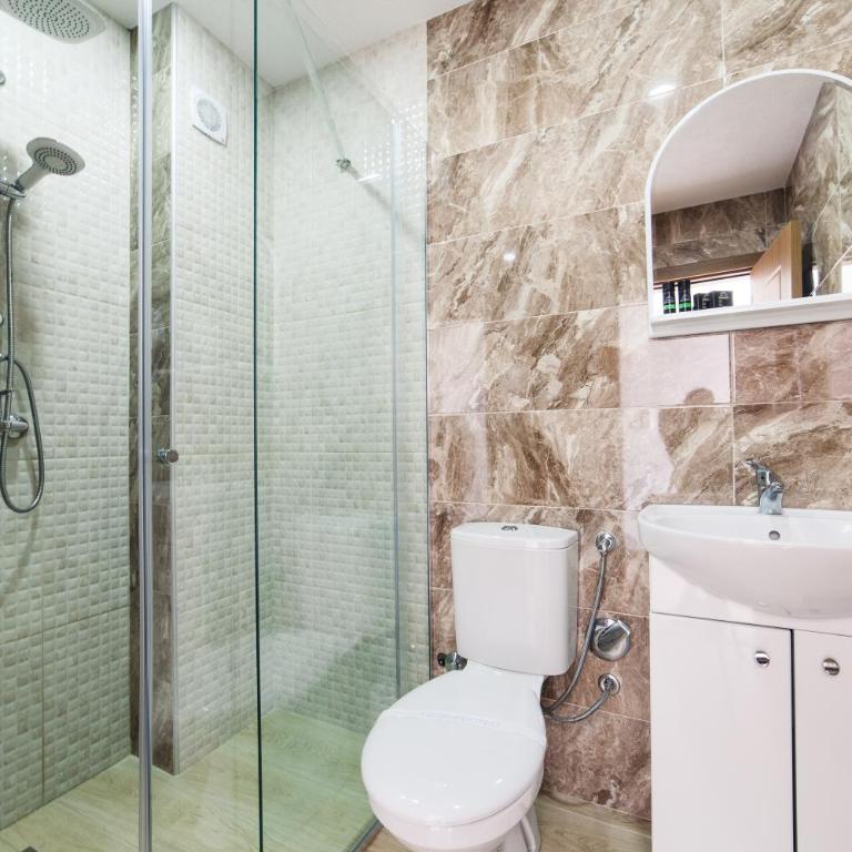 Hotel NOBEL Ulcinj - Dvokrevetna Soba sa Bračnim Krevetom - 34