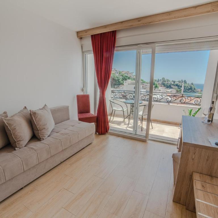 Hotel NOBEL Ulcinj - Dvokrevetna Soba sa Bračnim Krevetom - 31