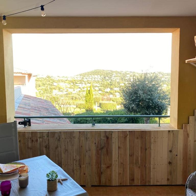 Beau 2 pièces, Magnifique vue mer et piscine - Appartement 1 Chambre - 2