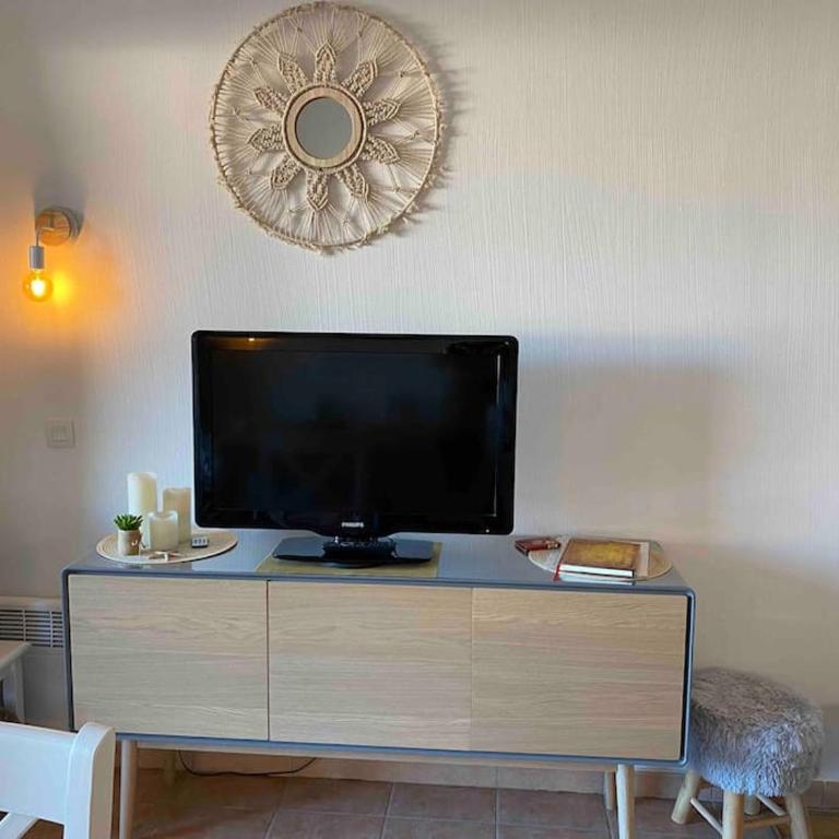 Beau 2 pièces, Magnifique vue mer et piscine - Appartement 1 Chambre - 11