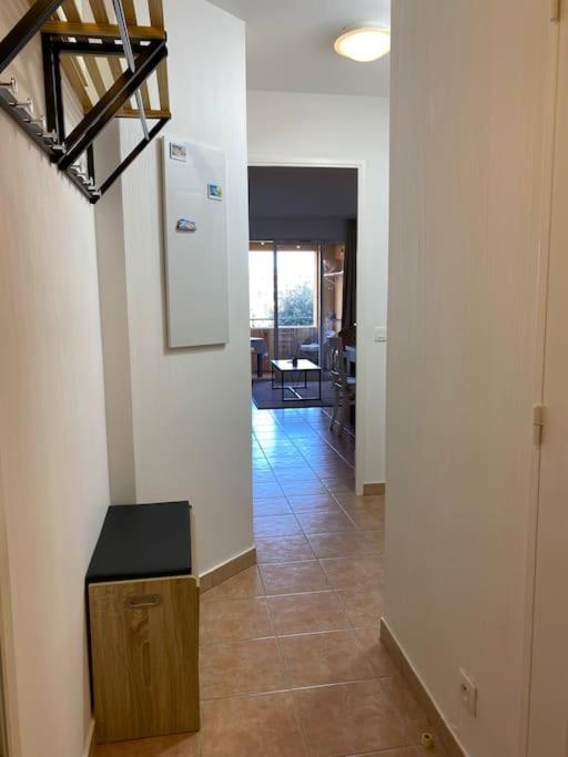 Beau 2 pièces, Magnifique vue mer et piscine - Appartement 1 Chambre - 16