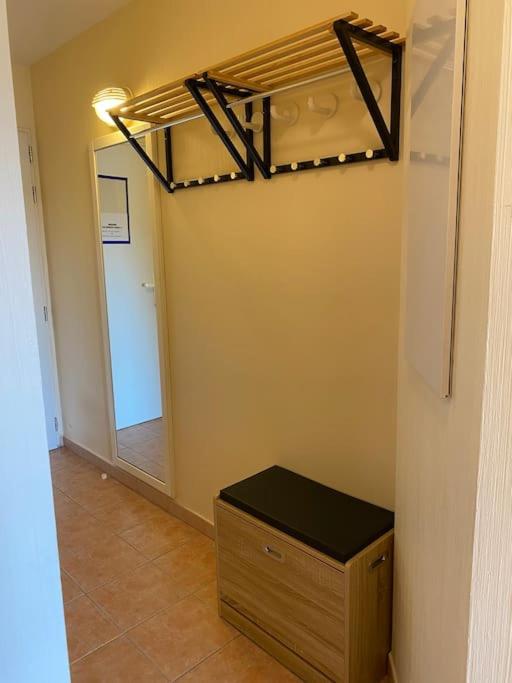 Beau 2 pièces, Magnifique vue mer et piscine - Appartement 1 Chambre - 20