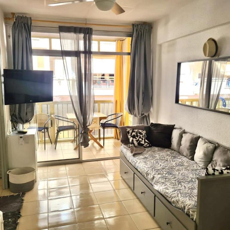 APARTBEACH ADRIATICO 111 CLIMATIZADO y VISTAS PLAYA - Apartment - 3