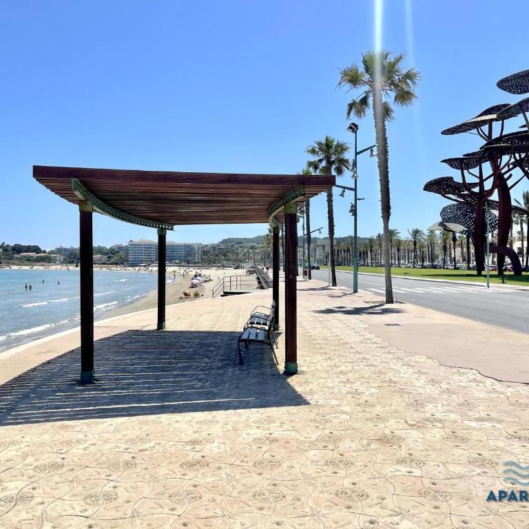 APARTBEACH ADRIATICO 111 CLIMATIZADO y VISTAS PLAYA - Apartment - 24