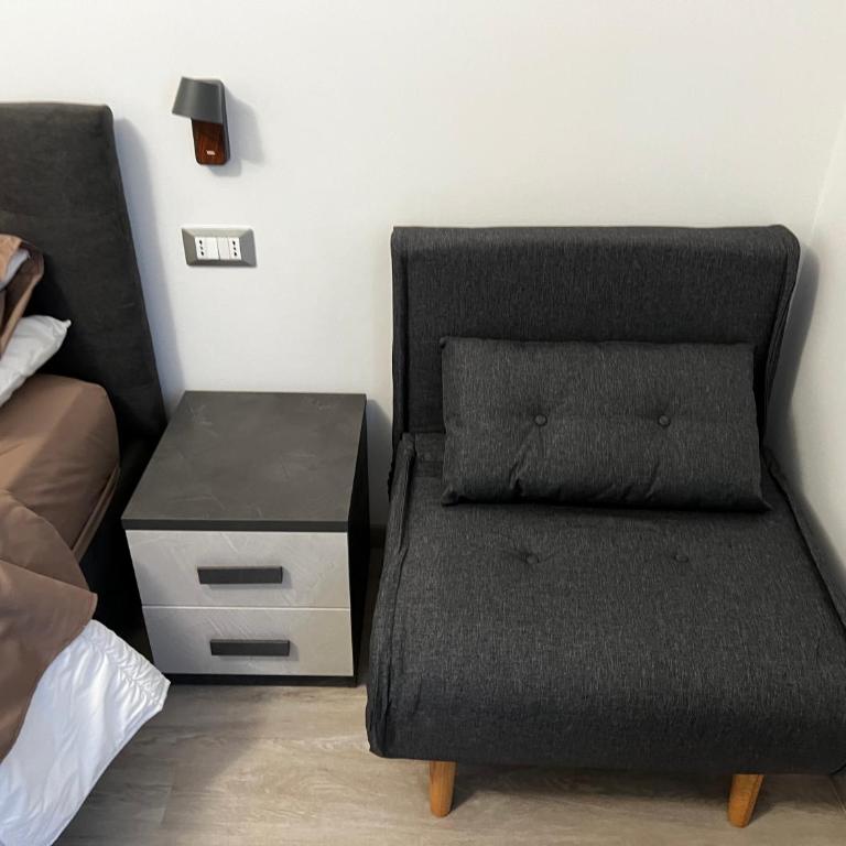 Love4Rome Guest House - Triple Room with Private Bathroom - 10