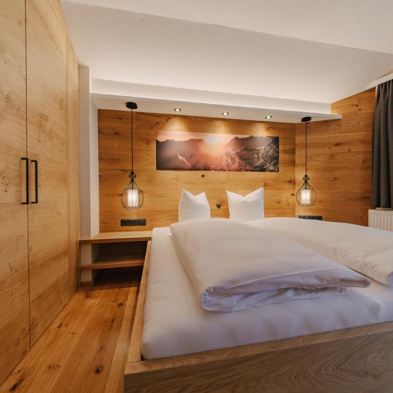 Loisi's Boutiquehotel - Deluxe Familiensuite - 5