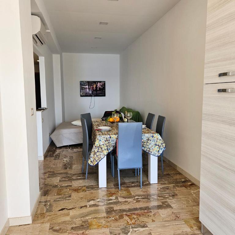 BAGLIO SUL MARE Letojanni Taormina - Appartamento con 2 Camere da Letto - 16