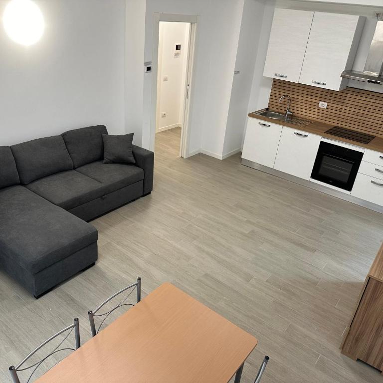 CASA IDEALE TIM Appartmanti moderni vicina al centro - Appartamento con 1 Camera da Letto - 2