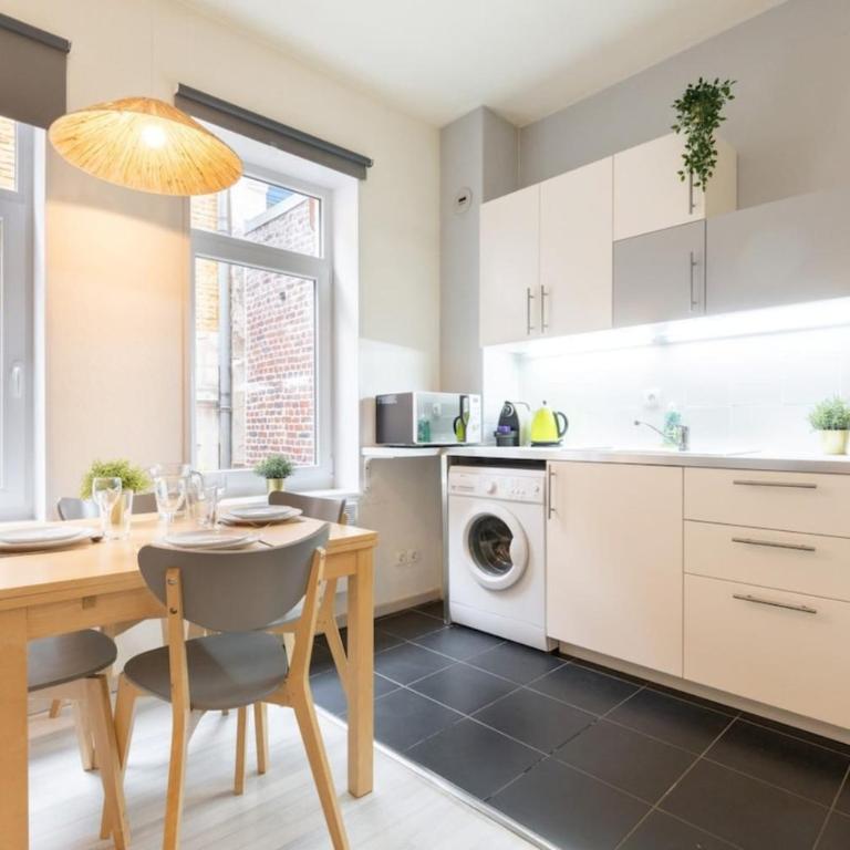 Vieux Lille bright duplex ! 3pers - Apartment - 2