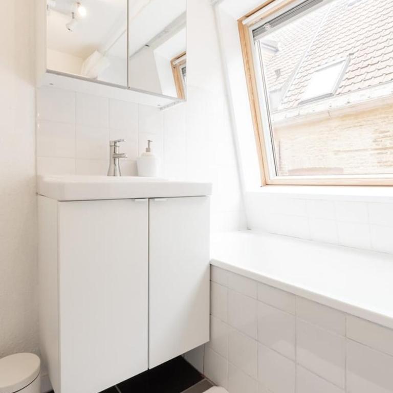 Vieux Lille bright duplex ! 3pers - Apartment - 13