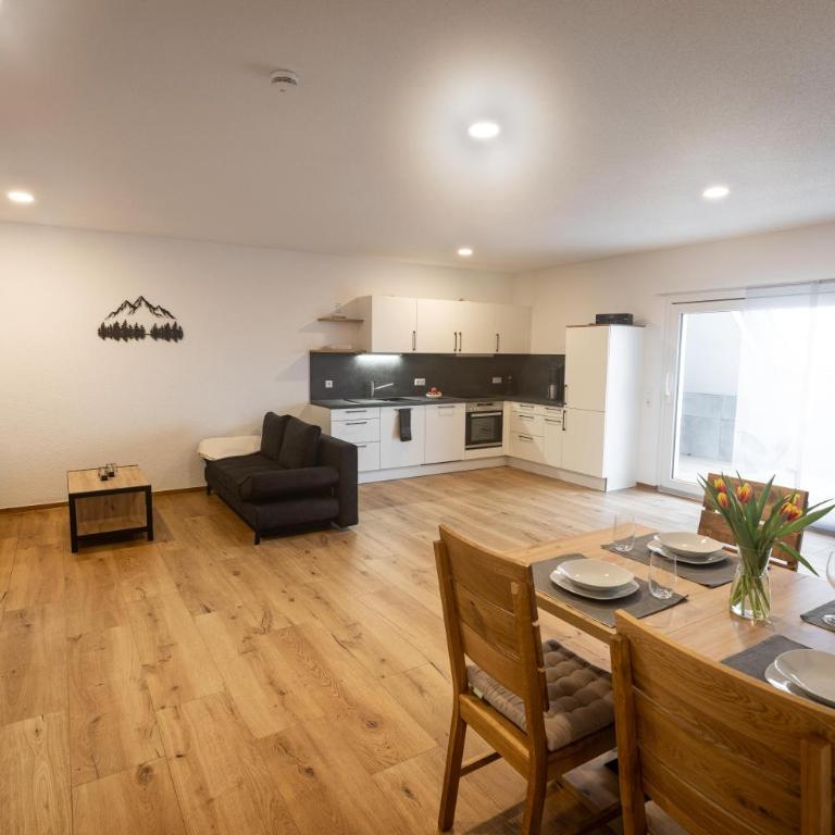 Ferienwohnung Müller GbR - Apartment mit 2 Schlafzimmern und Dusche - 2