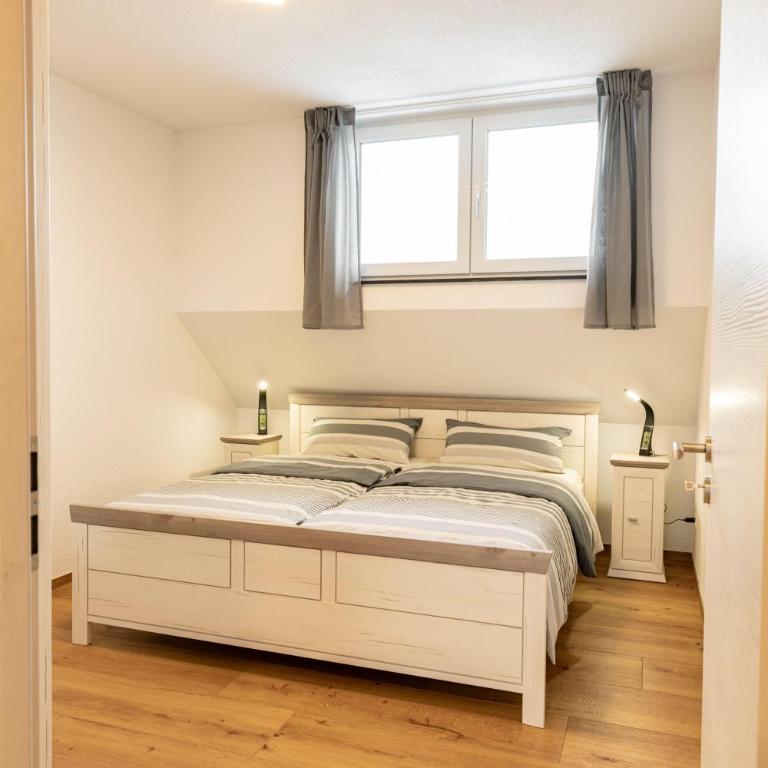 Ferienwohnung Müller GbR - Apartment mit 2 Schlafzimmern und Dusche - 5