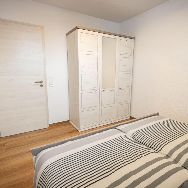 Ferienwohnung Müller GbR - Apartment mit 2 Schlafzimmern und Dusche - 6