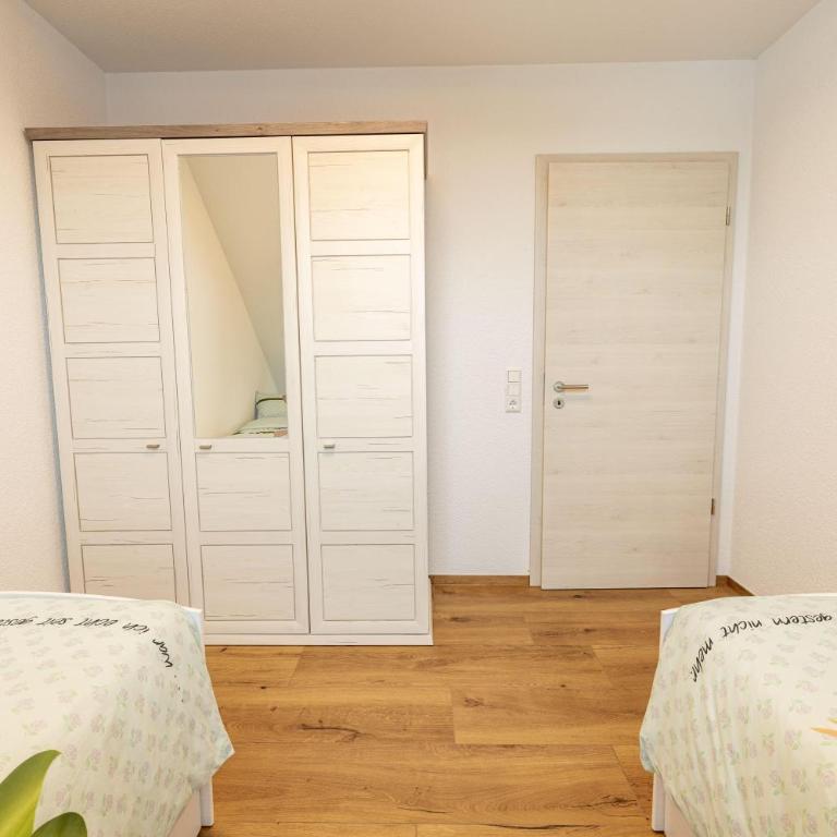 Ferienwohnung Müller GbR - Apartment mit 2 Schlafzimmern und Dusche - 9