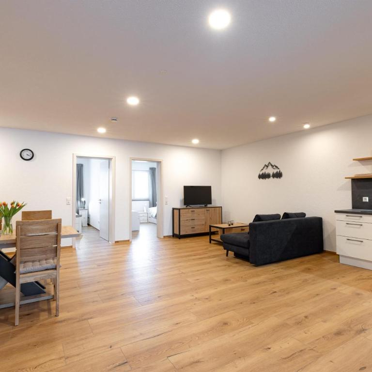 Ferienwohnung Müller GbR - Apartment mit 2 Schlafzimmern und Badezimmer - 8