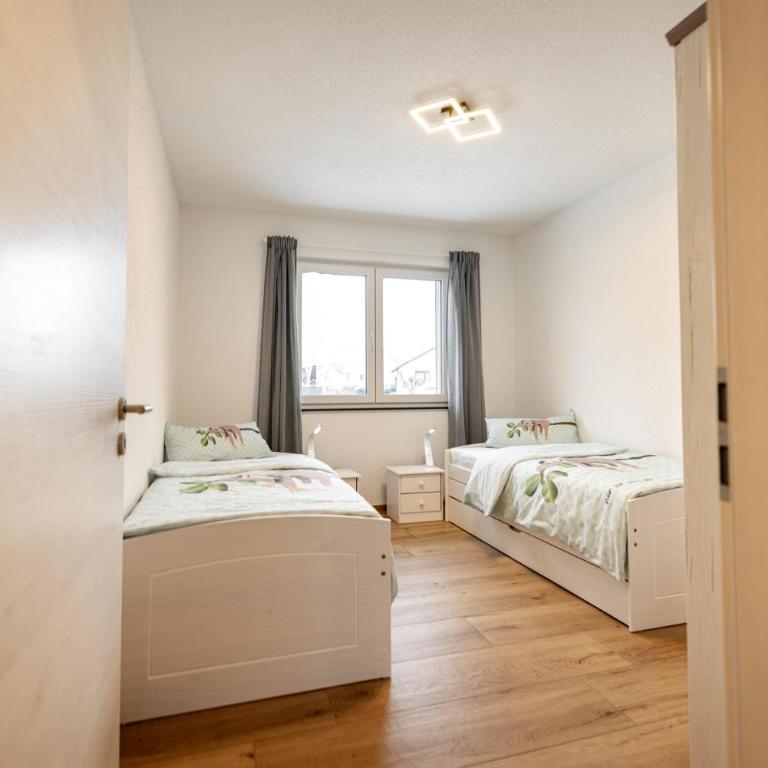 Ferienwohnung Müller GbR - Apartment mit 2 Schlafzimmern und Badezimmer - 9