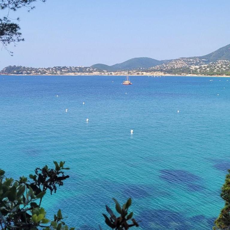 Appart T3 a 50 m de la plage - Apartment mit 2 Schlafzimmern - 34