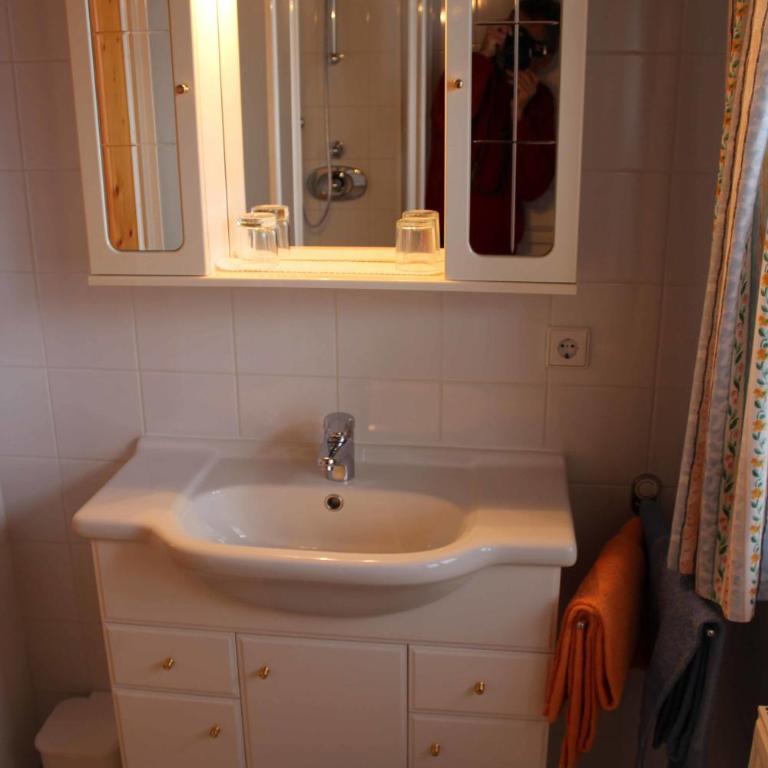 Ferienwohnung Löffelberger - Apartment mit 1 Schlafzimmer, Balkon und Bergblick - 15