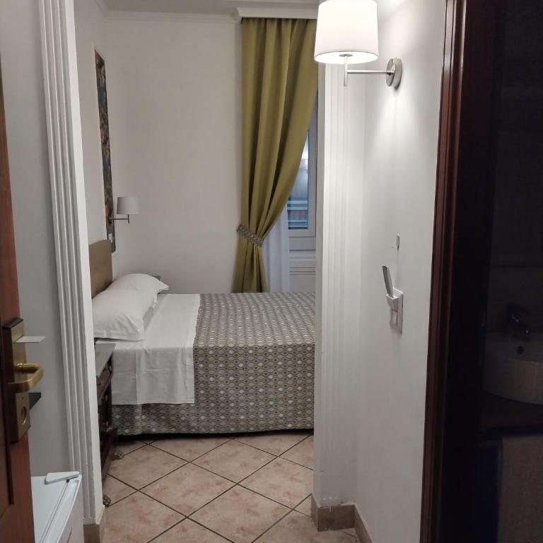 B&B L'Esquilina - Camera Matrimoniale con Bagno Privato - 5