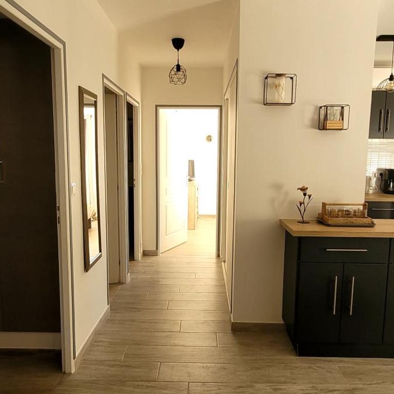 Appart T3 a 50 m de la plage - Apartment mit 2 Schlafzimmern - 17