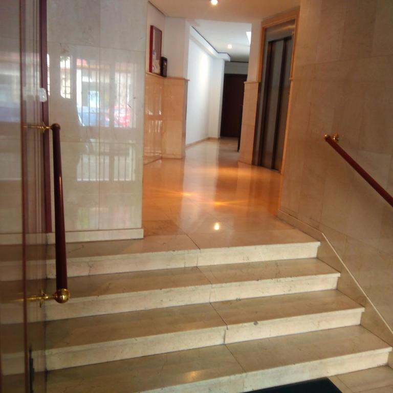 Piso para 6 junto al acueducto. A pasos del centro - Apartamento de 3 dormitorios - 18