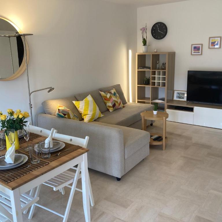 Cozy 1 bedroom apartment Antibes Juan-les-Pins - walk to beaches, restaurants, old town - Appartement 1 Chambre - 5